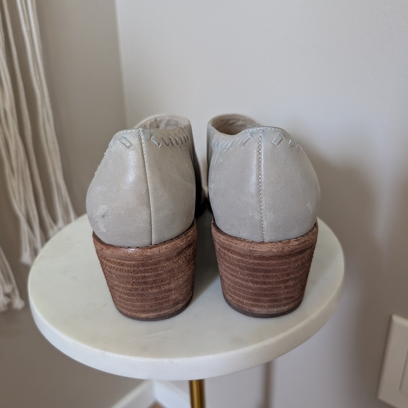 Caslon Cream Leather Mules Western Style Size 7 Wooden Heel - Picture 4 of 10